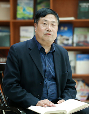 李维
